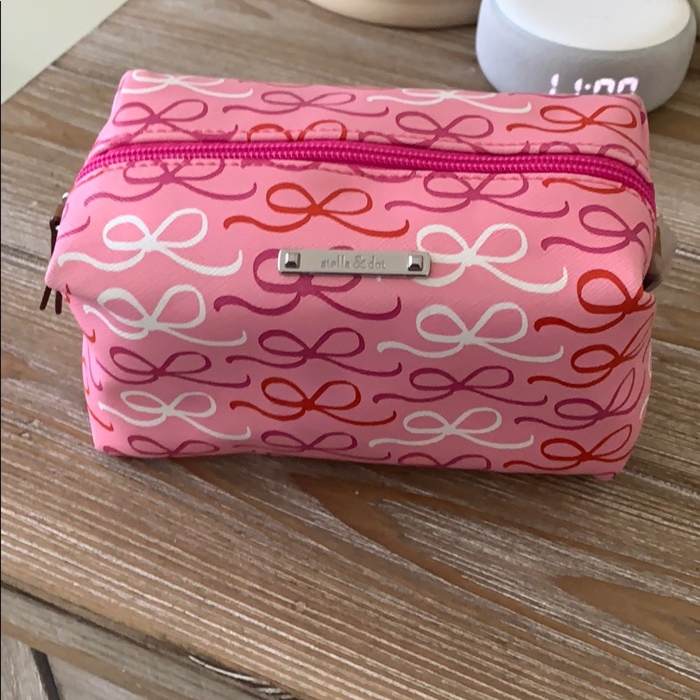 New Stella & Dot makeup bag